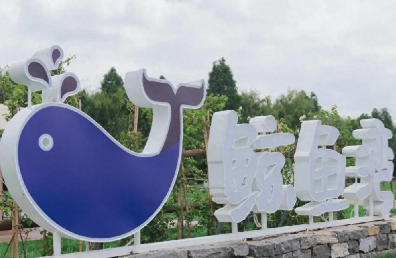 云南旅游,云南旅行社,云南團建公司,云南策劃公司,云南會議會展,昆明旅游,昆明旅行社,昆明策劃公司,昆明會議會展：青青草坪+露營燒烤…晉寧渠東海埂村有你要的“詩和遠(yuǎn)方” 